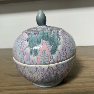 VTG Toyo China Round Trinket Box w Lid